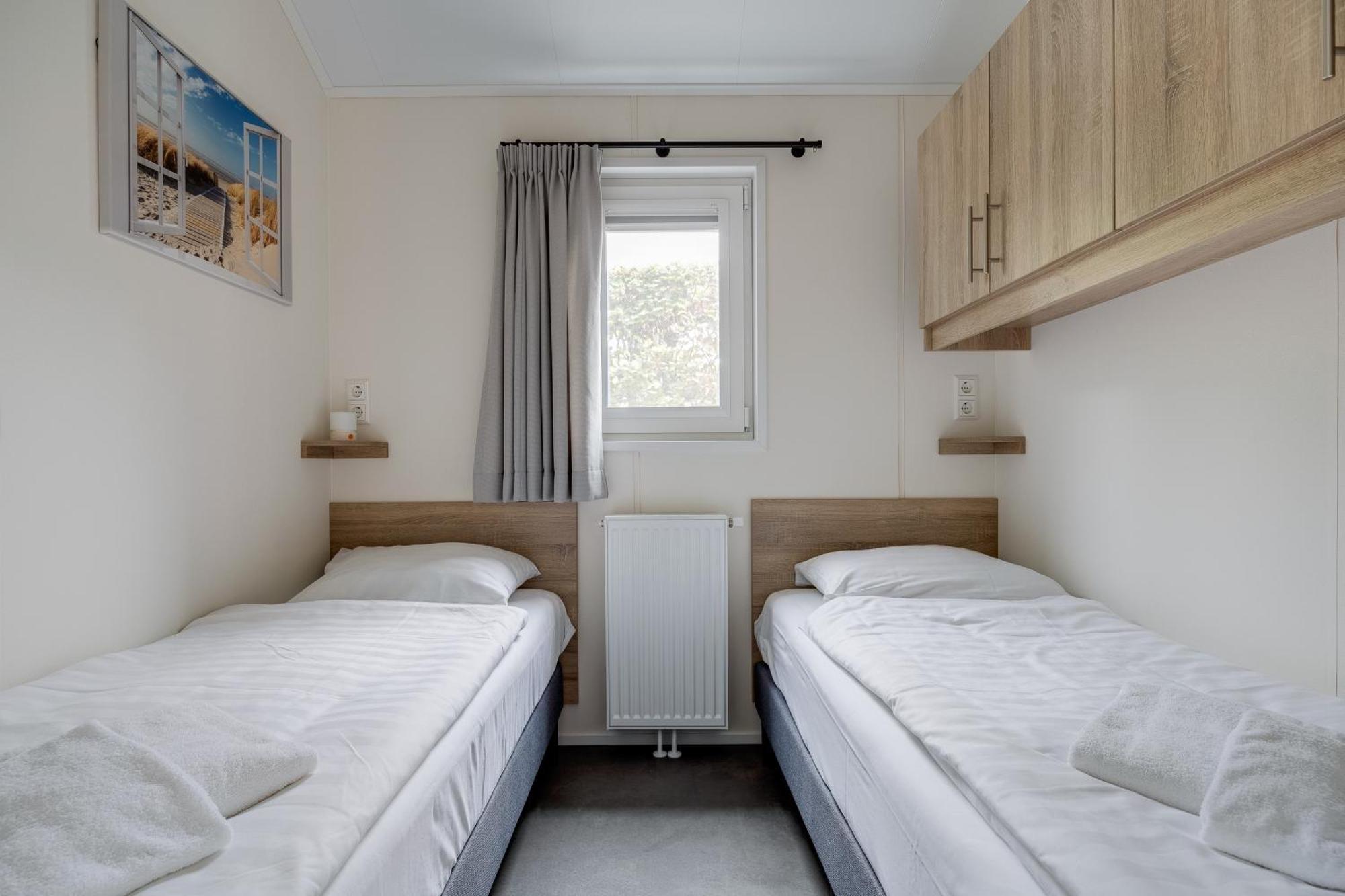 Modern Ingericht Chalet Op Groen Park Op De Veluwe Epe Dış mekan fotoğraf